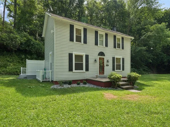 1071 Paintertown Rd, North Huntingdon, PA 15642