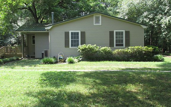5th image of 325 Garden Ln