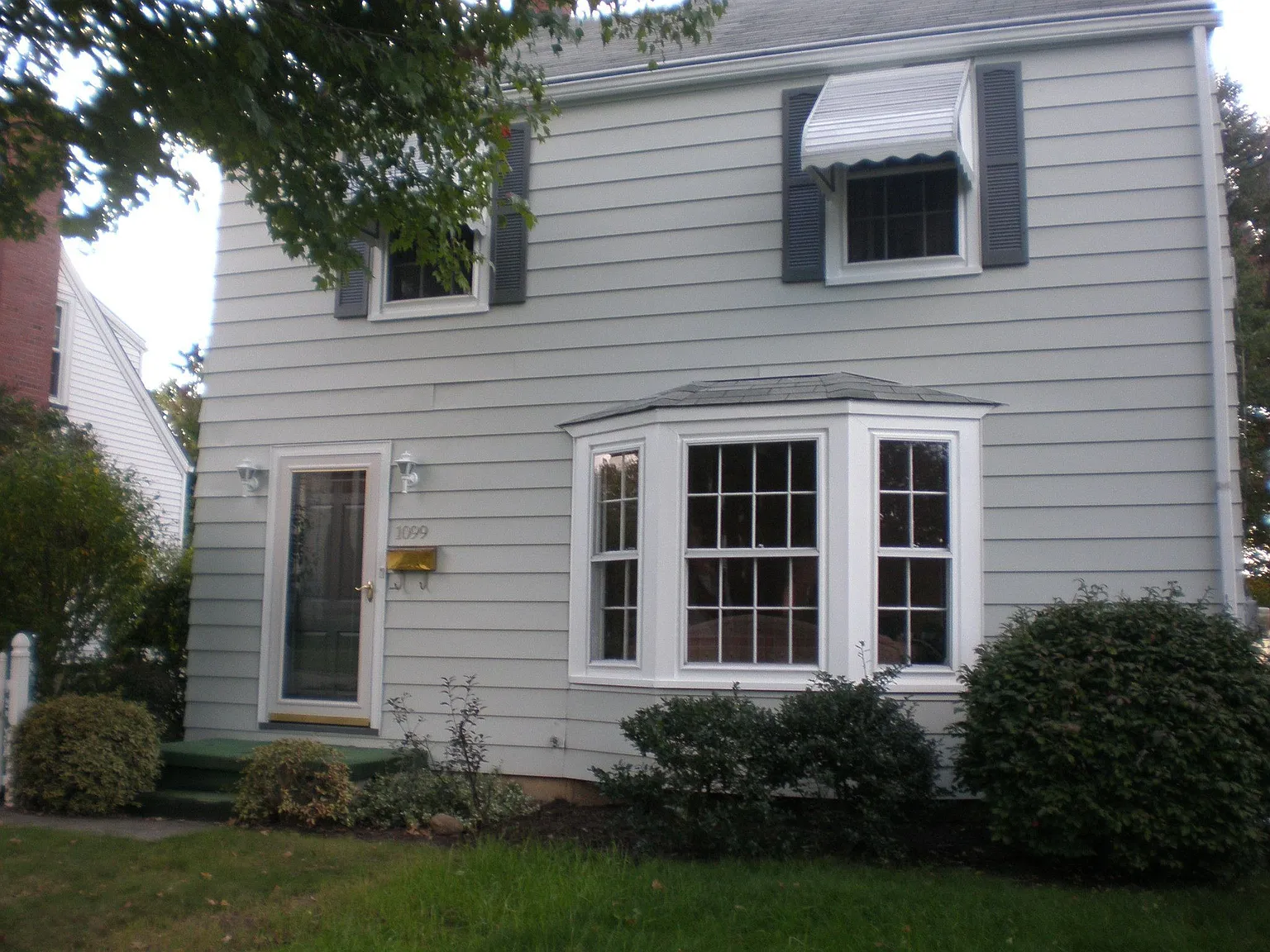 1099 Bon Air Dr photo 1
