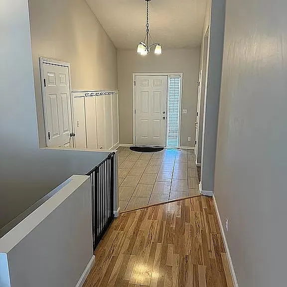 16419 Ohio St — Photo 3