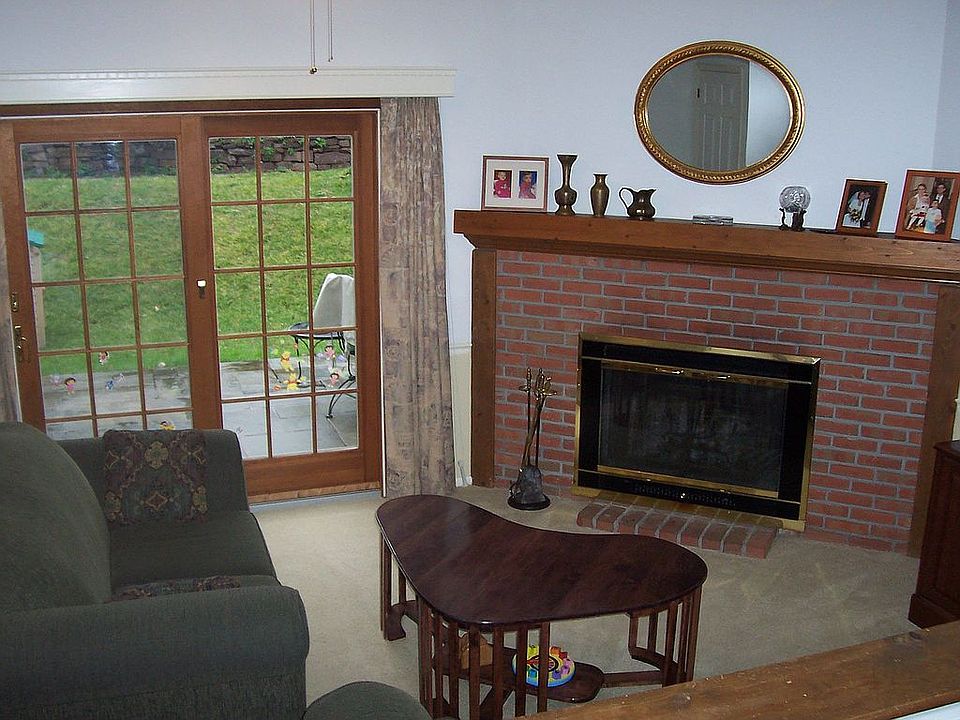 2nd image of 444 Saw Mill Ct