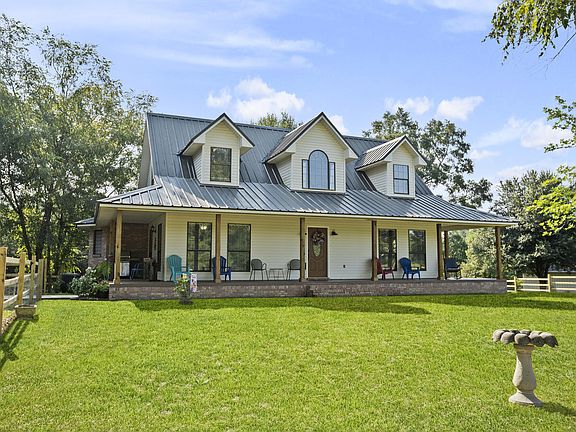 3rd image of 50 Timber Creek Dr