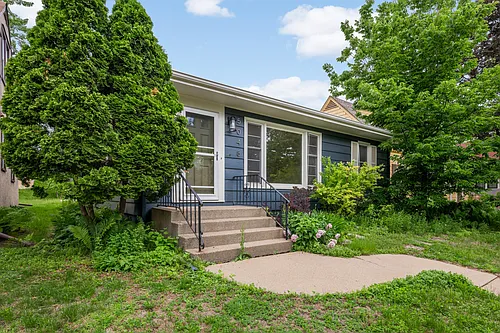 5048 Newton Ave S Photo 1