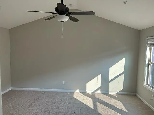 1235 Foxcroft Ln — Photo 18