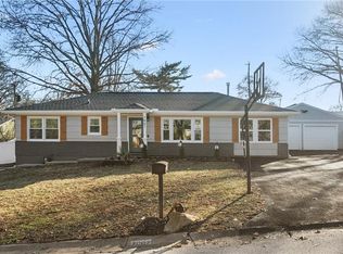 7007 Rowland Ave, Kansas City, KS 66109