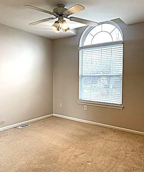 1890 Plumridge Ct — Photo 14