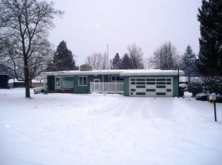 10424 E Chinook Rd, Spokane, WA 99206