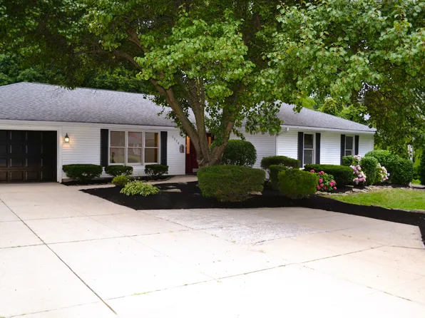 5226 Corduroy Rd, Mentor, OH 44060