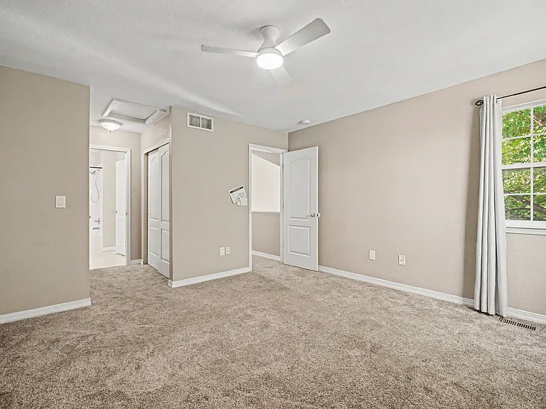 930 Button Rock Dr #F31 — Photo 16