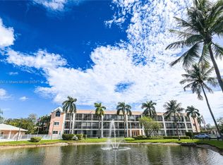 75 Gulfstream Rd APT 107B, Dania, FL 33004