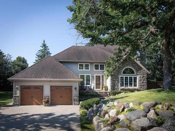 13479 Garden View Dr, Apple Valley, MN 55124