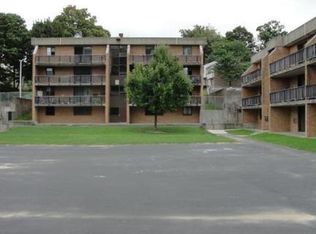 6 Sever St APT 1, Worcester, MA 01609