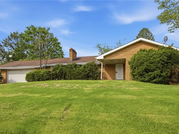 4104 Burnsire Dr, Irwin, PA 15642