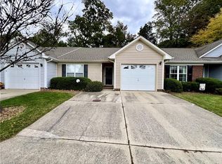 3134 Woodpoint St, Jamestown, NC 27282