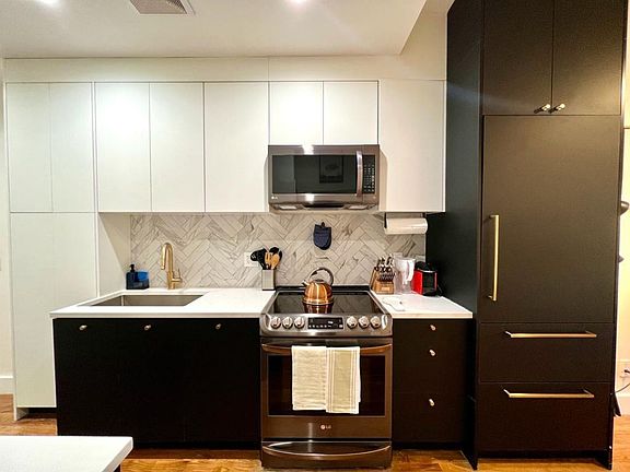 4th image of 317 Winthrop St Penthouse 1