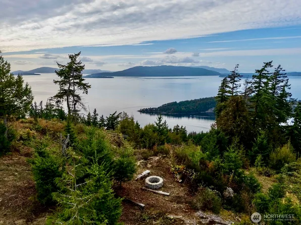 157 Chuckanut Crest Drive, Bellingham, WA 98229