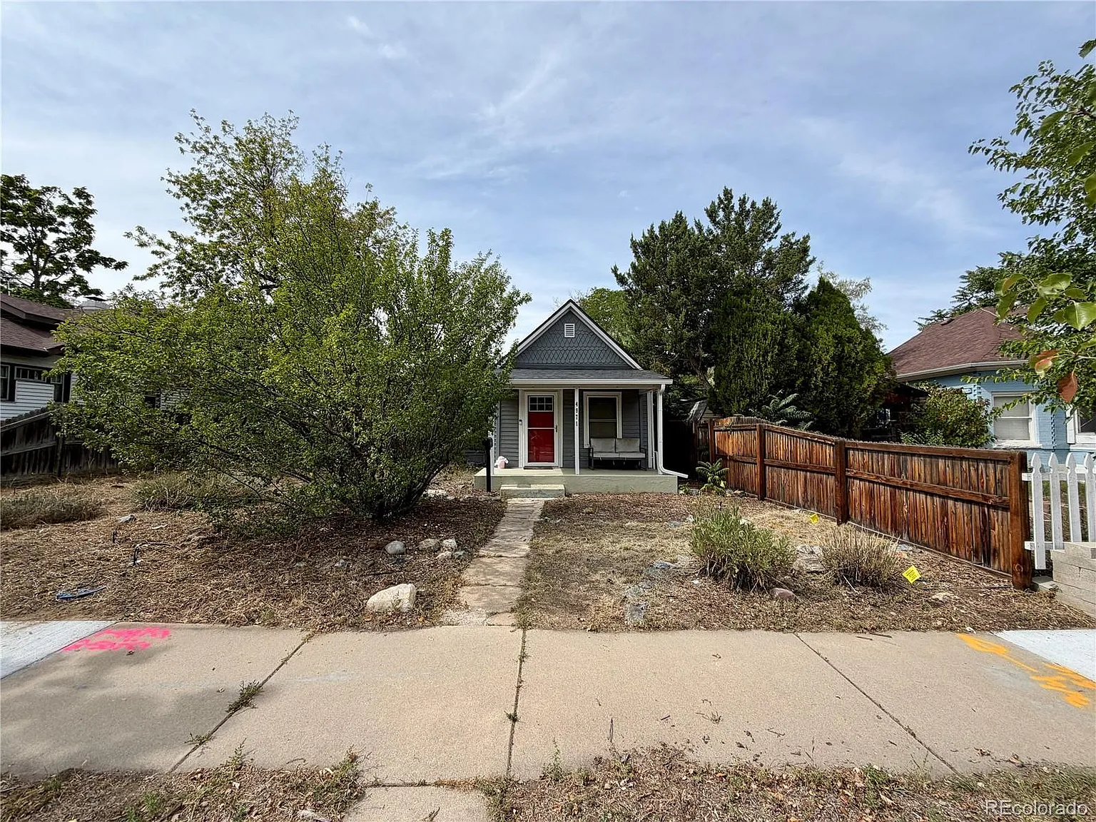 2 bed, 1.5 bath, 840 sqft, $2,470 — Photo 2