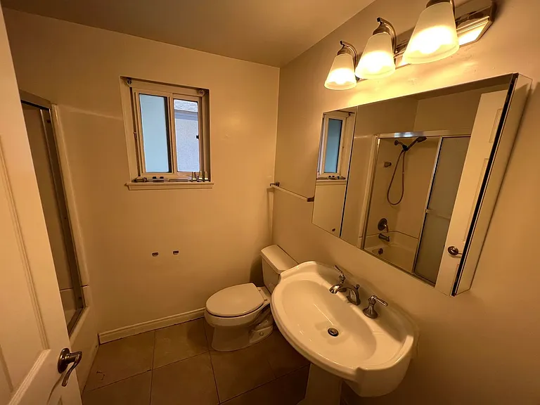 10418 Stratton Ct — Photo 10