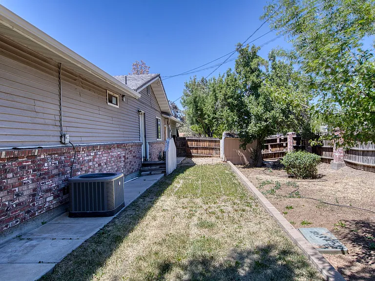 1985 Ponderosa Dr — Photo 49