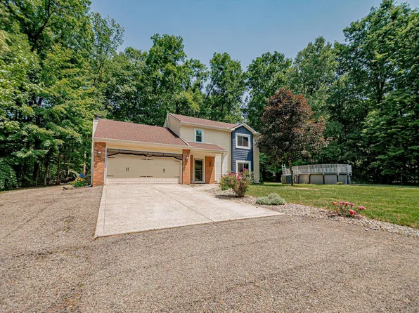1625 E Wildwood Dr, Columbia City, IN 46725