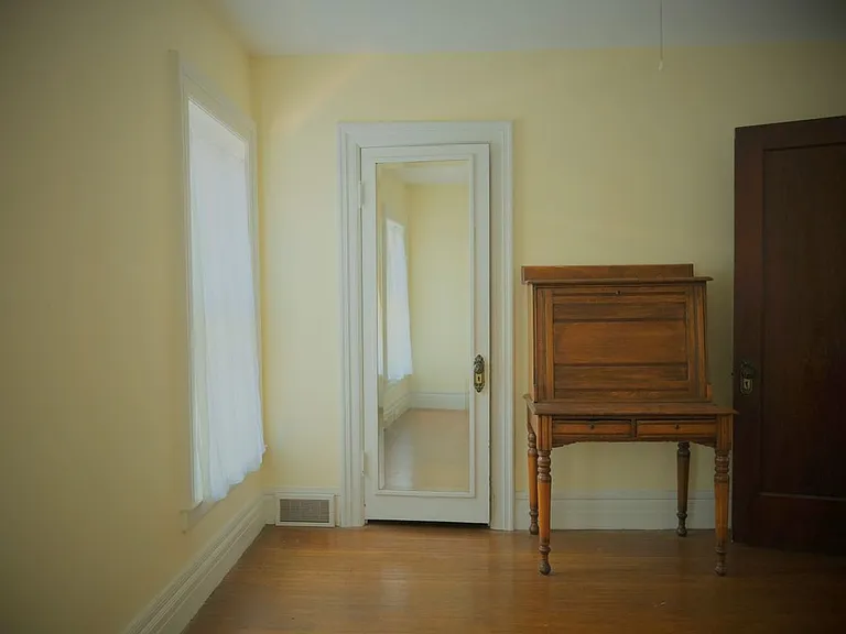489 Norwood Ave #UPPER — Photo 14