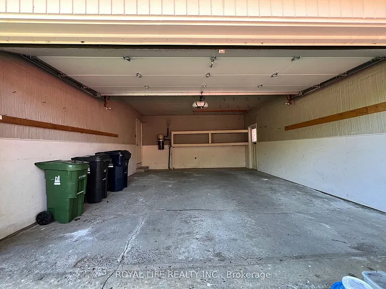 10 Saddletree Dr — Photo 37