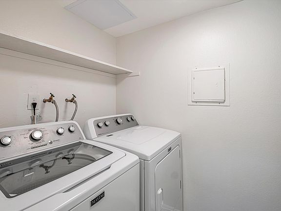 2nd image of 4437 Alamo St