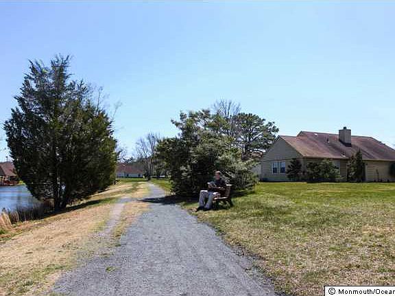 4th image of 43 Leighton Lane