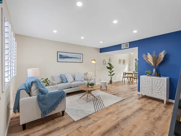 114 Arana Dr, Martinez, CA 94553