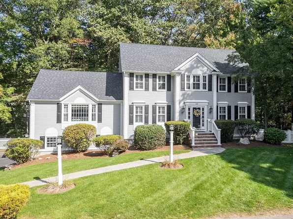 120 Judique Rd, Tewksbury, MA 01876