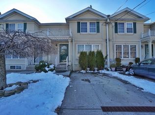 672 Britton Ave, Staten Island, NY 10304