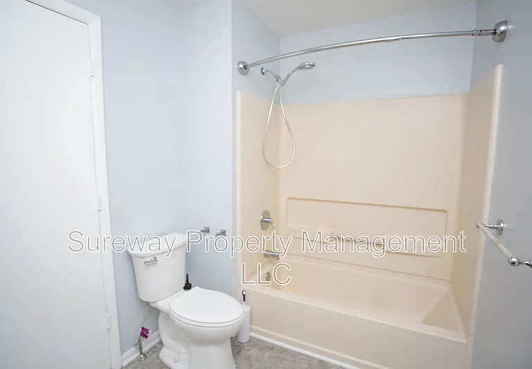 12 Grant Ln — Photo 31