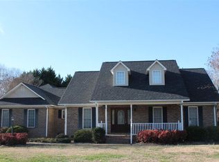 323 Smithfield Dr, Anderson, SC 29621