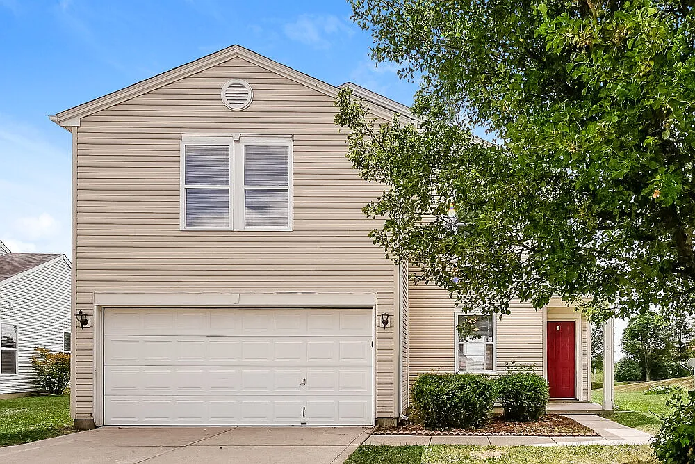 3 bed, 2.5 bath, 1904 sqft, $2,580 — Photo 1