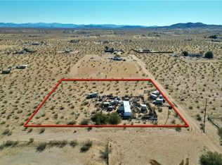 1825 Noble Way, Landers, CA 92285