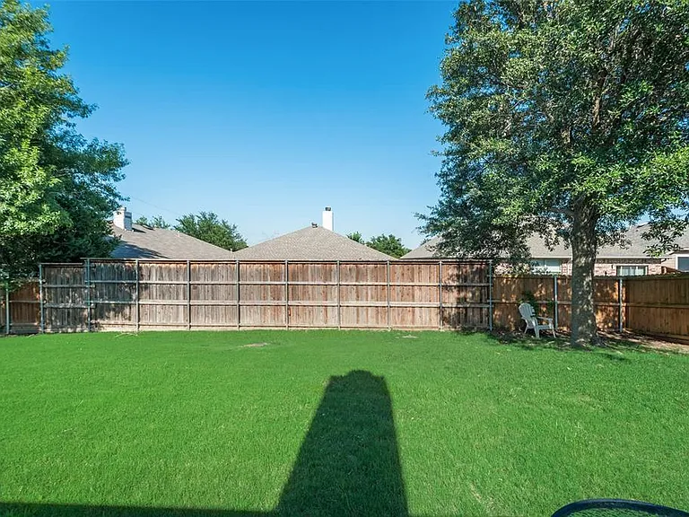 4512 Shade Tree Ct — Photo 15