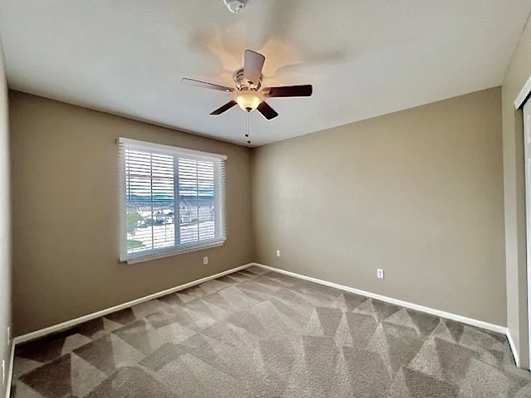 8165 Kettle Drum St — Photo 32