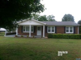 2204 Chisholm Rd, Iron City, TN 38463