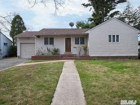 2nd image of 286 Manetto Hill Rd