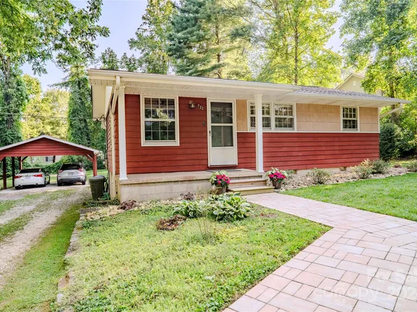 722 9th Ave W, Hendersonville, NC 28791