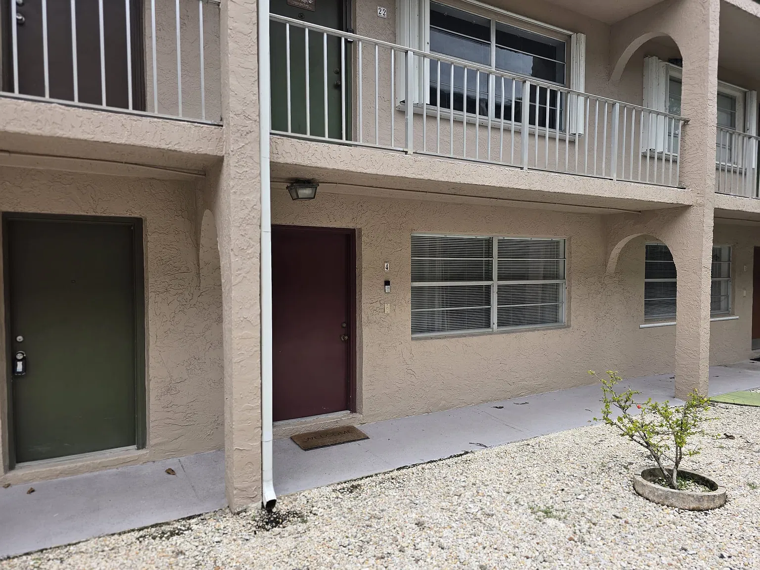 1 bed, 720 sqft, $1,800 — Photo 2