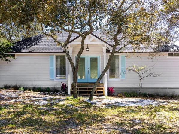 413 W Fort Morgan Rd, Gulf Shores, AL 36542