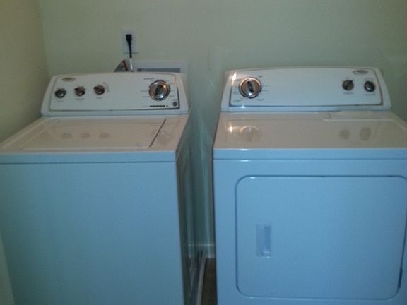 Full Size Washer Dryer Included
