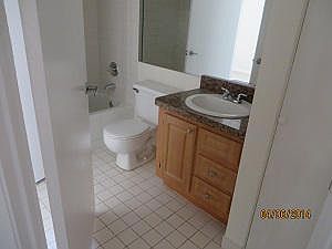 5th image of 1360 The Pointe Dr