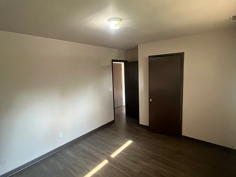 812 N Gladstone Ave #C — Photo 3