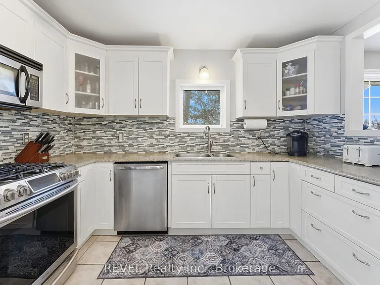 5 Barbara Ave — Photo 26