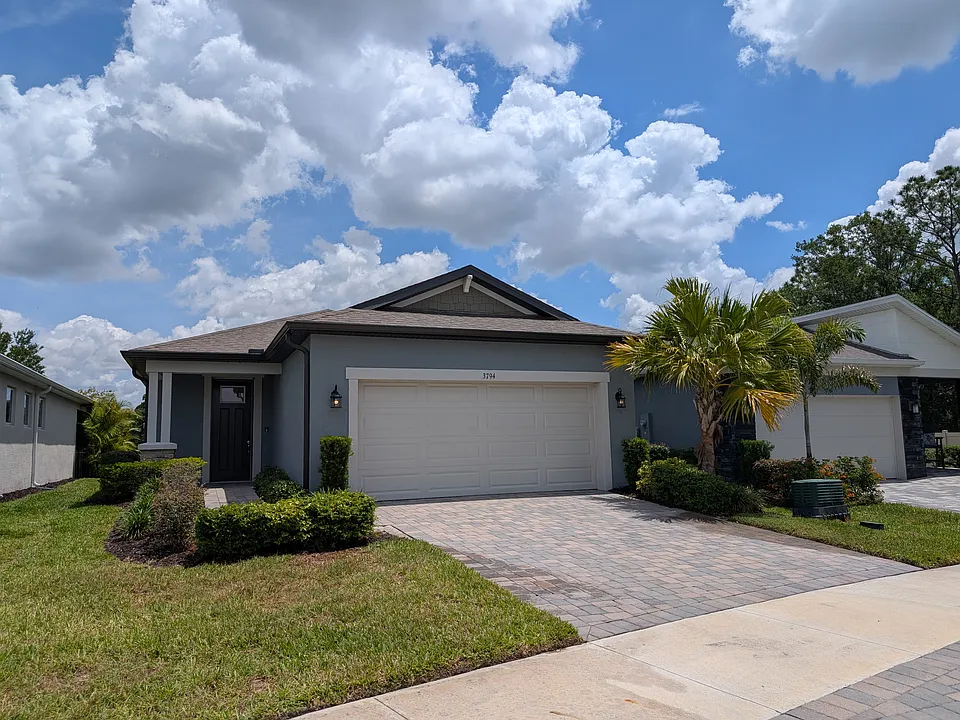 3794 Maxwell Park Dr
