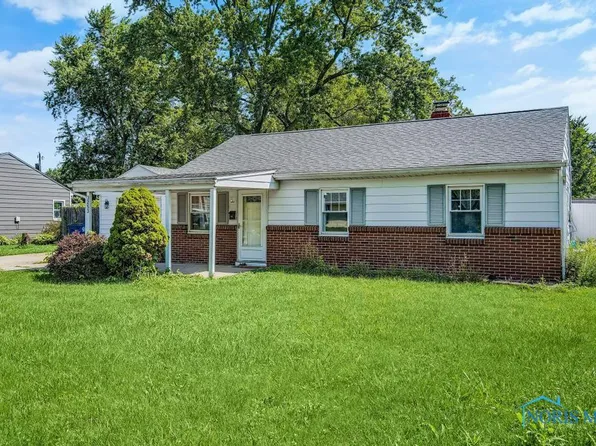 3253 Radford Dr, Toledo, OH 43614