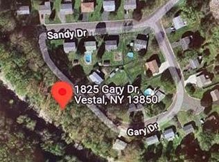 1825 Gary Dr, Vestal, NY