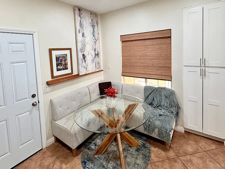 2196 Lago Madero — Photo 4